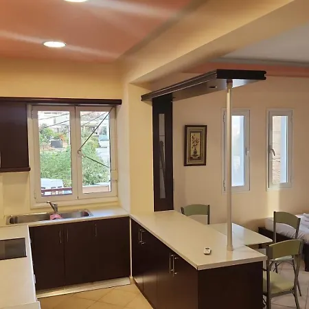 Apartament Gega ساراندا