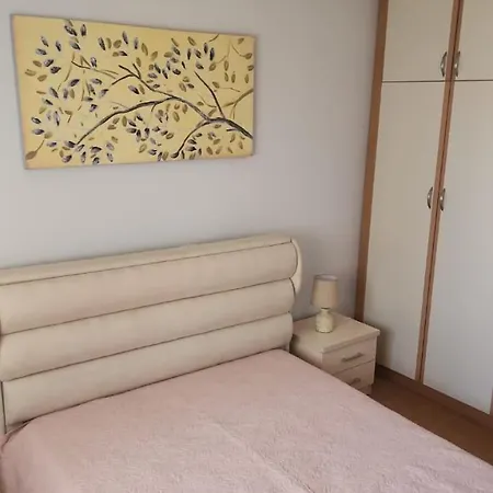 Apartament Gega شقة ساراندا